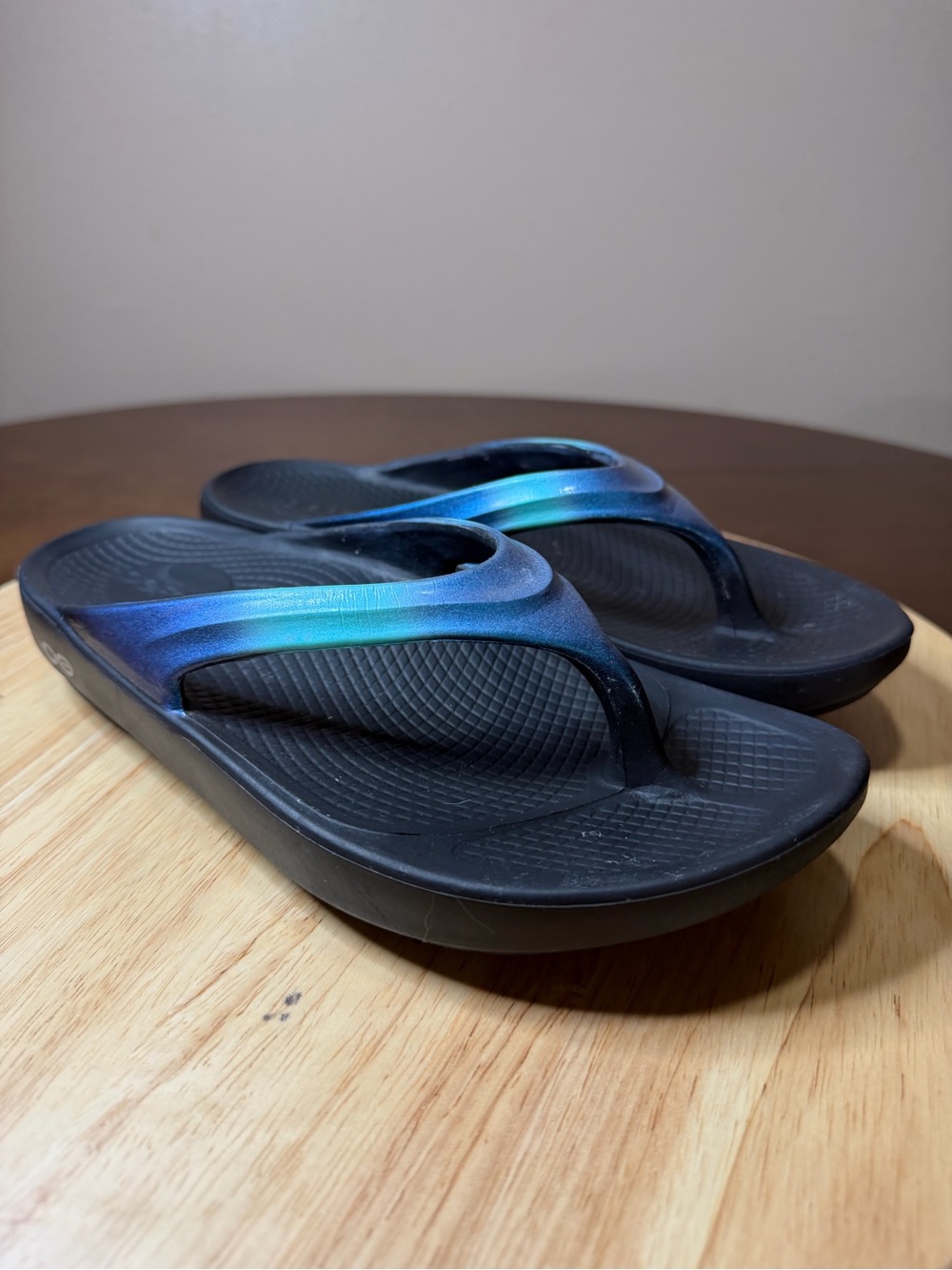 OOFOS Women's OOlala Luxe Recovery Sandals
